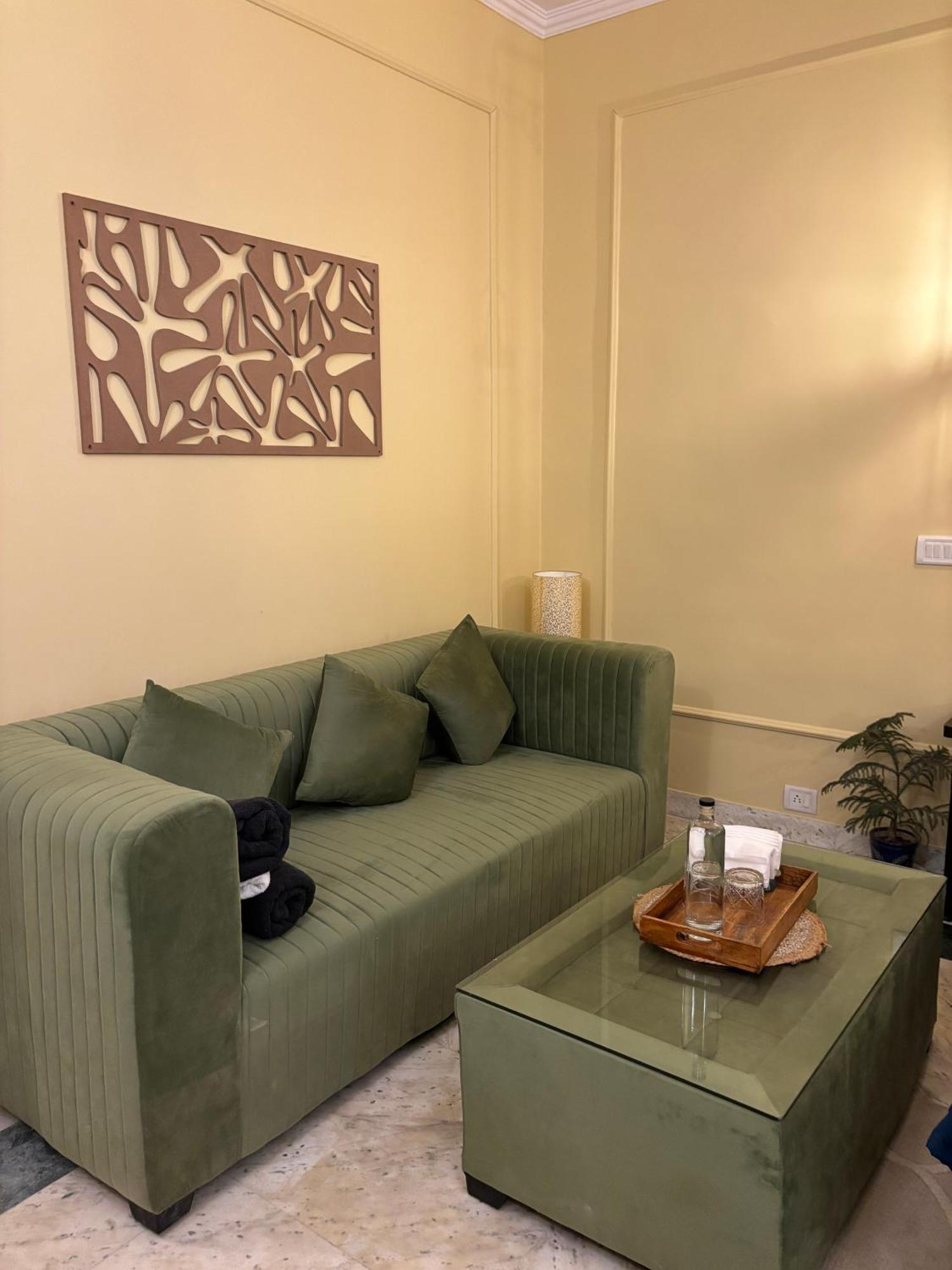 Atharva'S Homestay By Goaround Homes - Nehru Enclave Metro, South Delhi Nové Dillí Exteriér fotografie