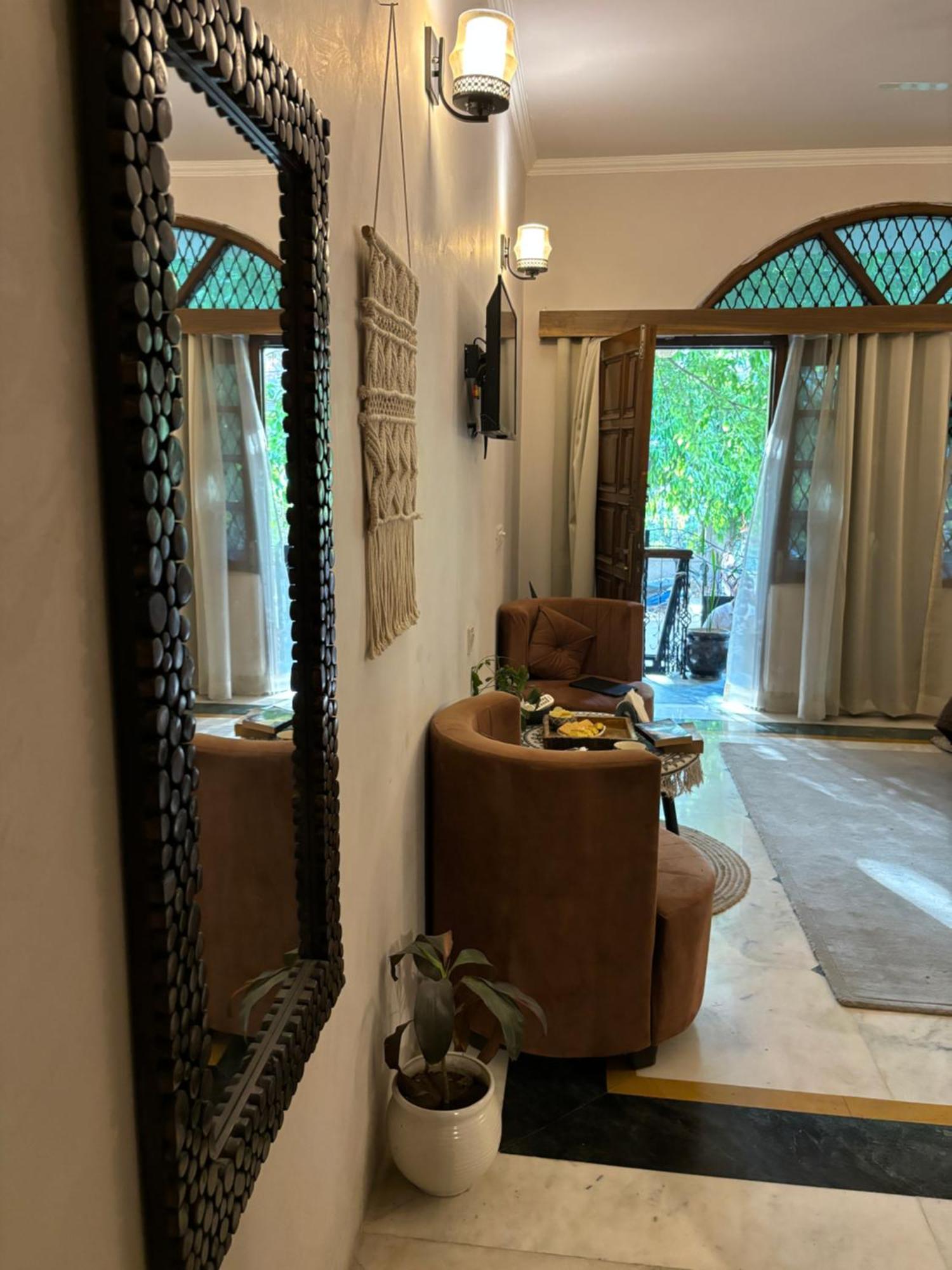 Atharva'S Homestay By Goaround Homes - Nehru Enclave Metro, South Delhi Nové Dillí Exteriér fotografie