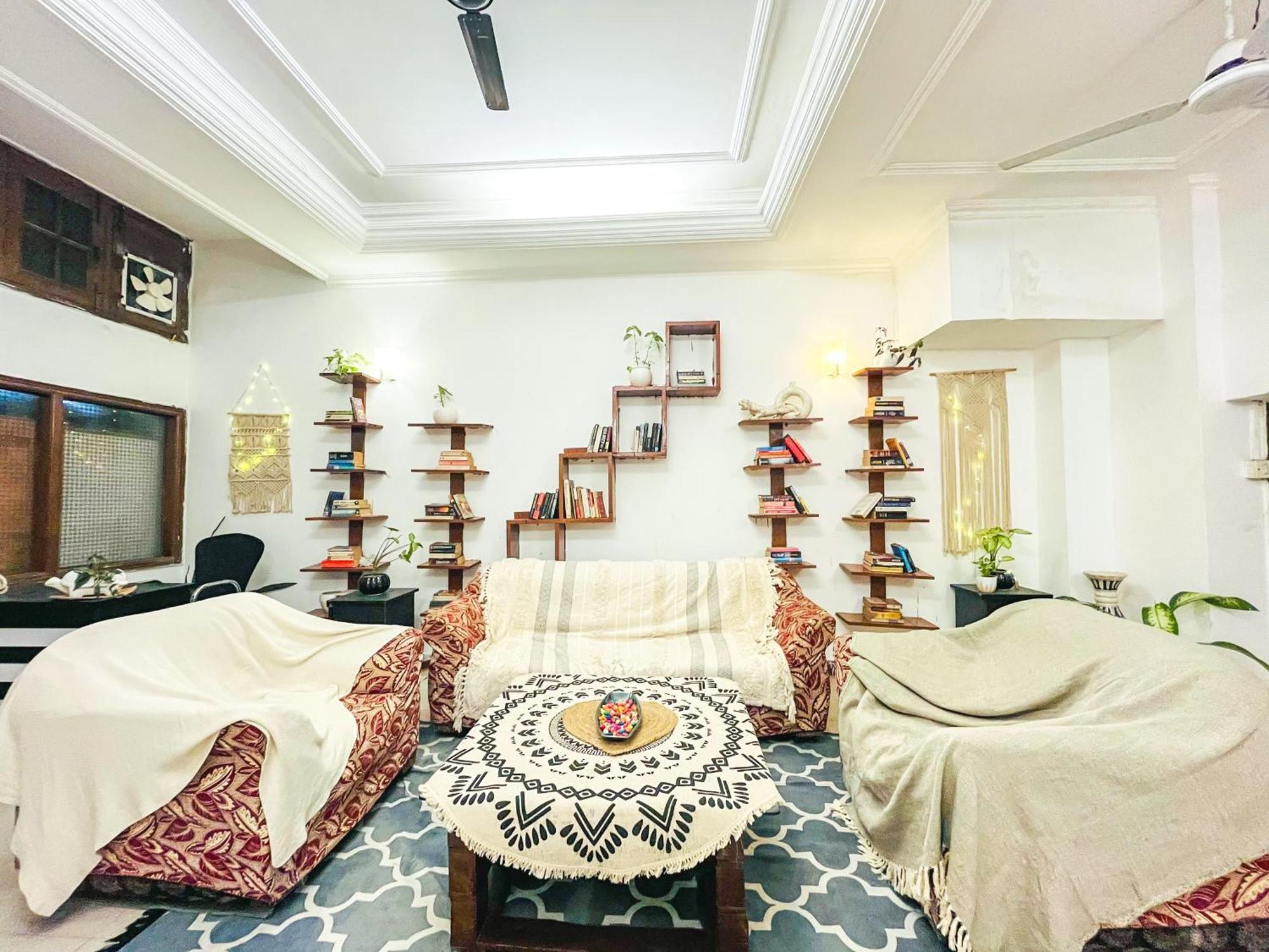 Atharva'S Homestay By Goaround Homes - Nehru Enclave Metro, South Delhi Nové Dillí Exteriér fotografie