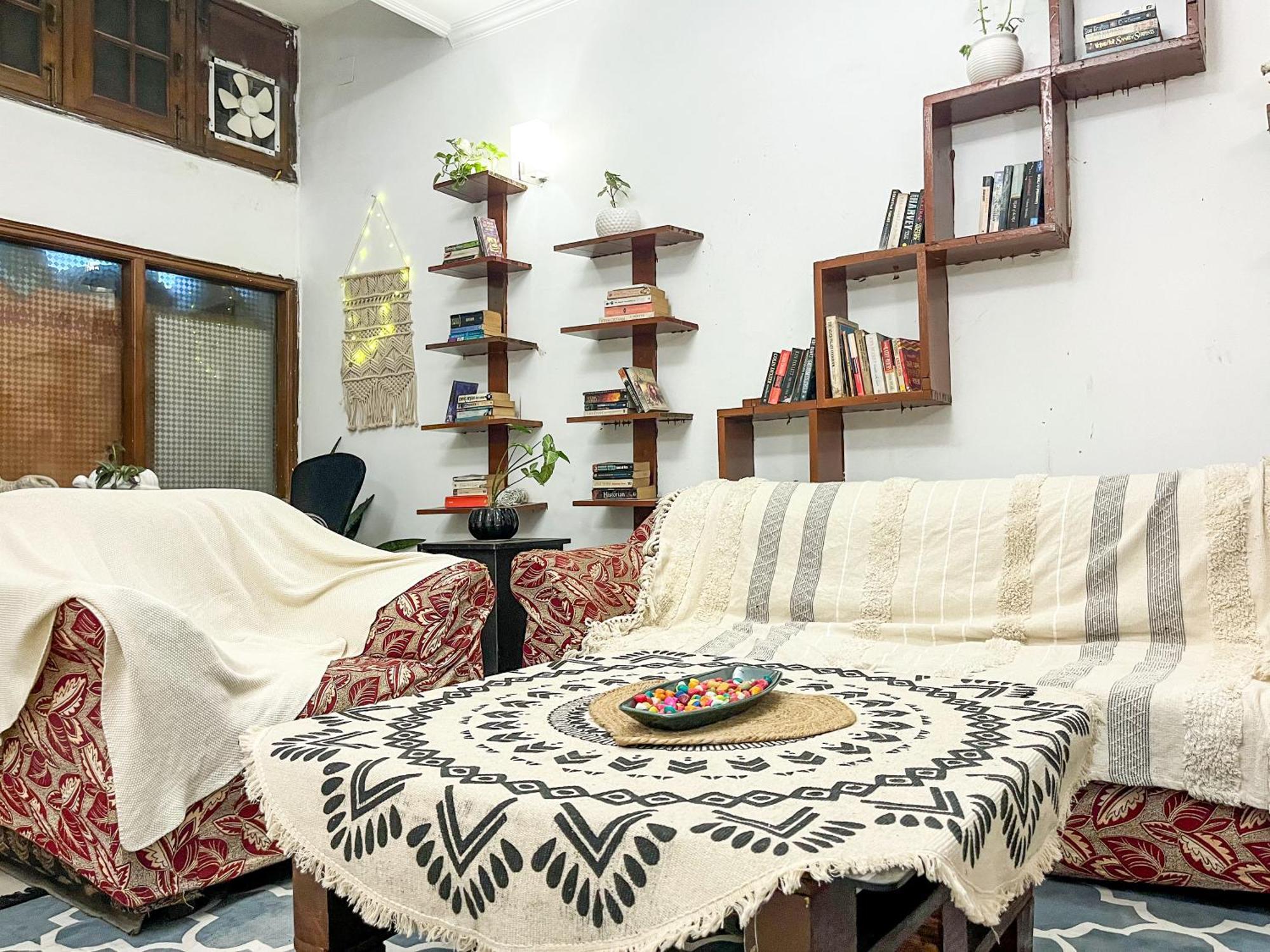 Atharva'S Homestay By Goaround Homes - Nehru Enclave Metro, South Delhi Nové Dillí Exteriér fotografie